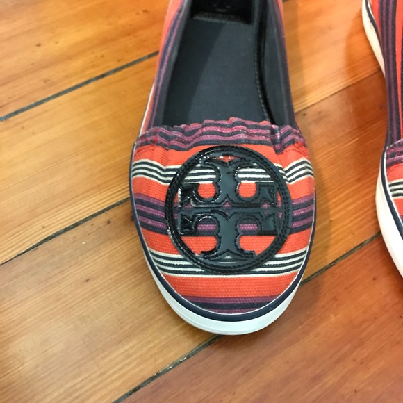 Tory Burch Logo Red Striped Sneaker Slip On Shoes - Picture 3 of 8